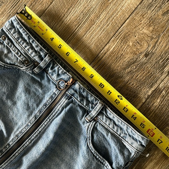 We The Free Denim Front Zip
Mini Skirt, Size 30 - Picture 9 of 13